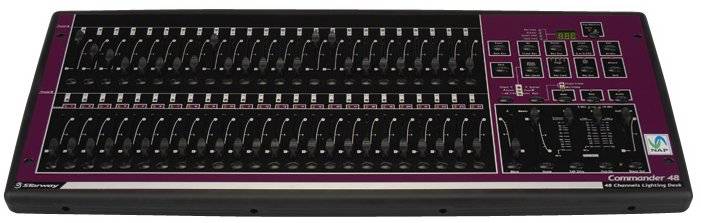Starway commander 48 Jeu d&rsquo;orgue 24/48 canaux DMX à mémoire