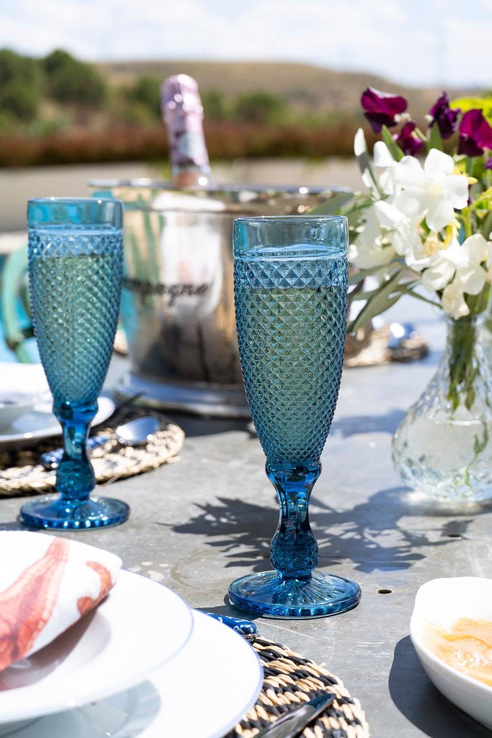 Coupe à champagne en cristal bleu foncé à pointes